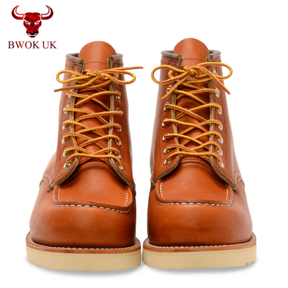 Tanfarbene Moc Toe Stiefel aus Leder