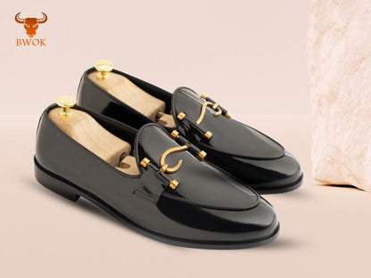 Handmade Black Patent Leather Buckled Loafers: Sleek Men's Dress Shoes