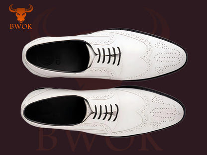 Zapatos Oxford Wingtip Brogue de cuero blanco hechos a mano: A la medida